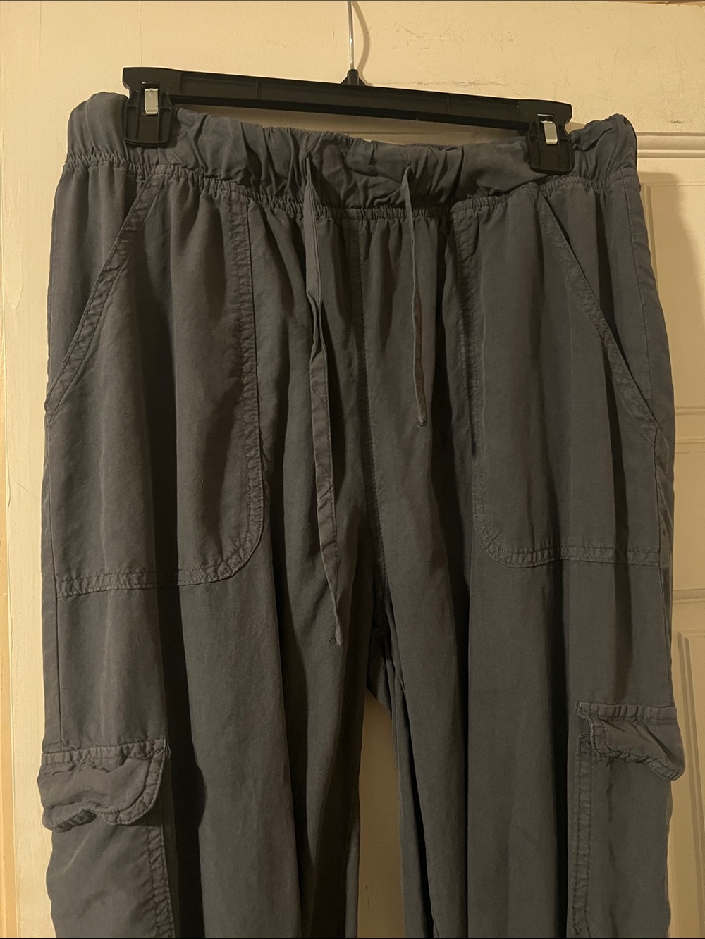 Thread & Supply Women's Cargo Jogger Pants in Charcoal
